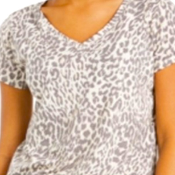Style & Co | Women's animal print short sleeve T-shirt size PS - Picture 1 of 11